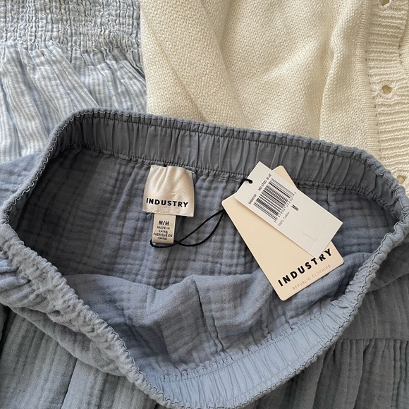 NWT gauzey cotton skirt - Picture 2 of 2